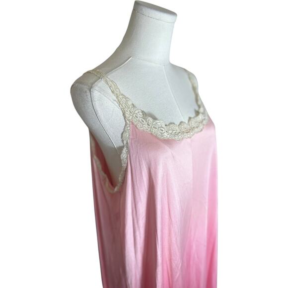 Vanity Fair Vintage Pink Ombré Nylon Nightgown – M - Coquette, Boudoir Glam -325 - Picture 2 of 7